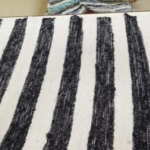 Bézs-Fekete Csíkos 2.    Bolyhos 70x150 cm